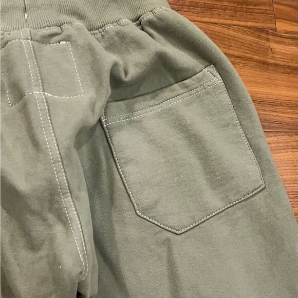 La Detresse olive sweatpants NWOT size XS - Picture 9 of 10
